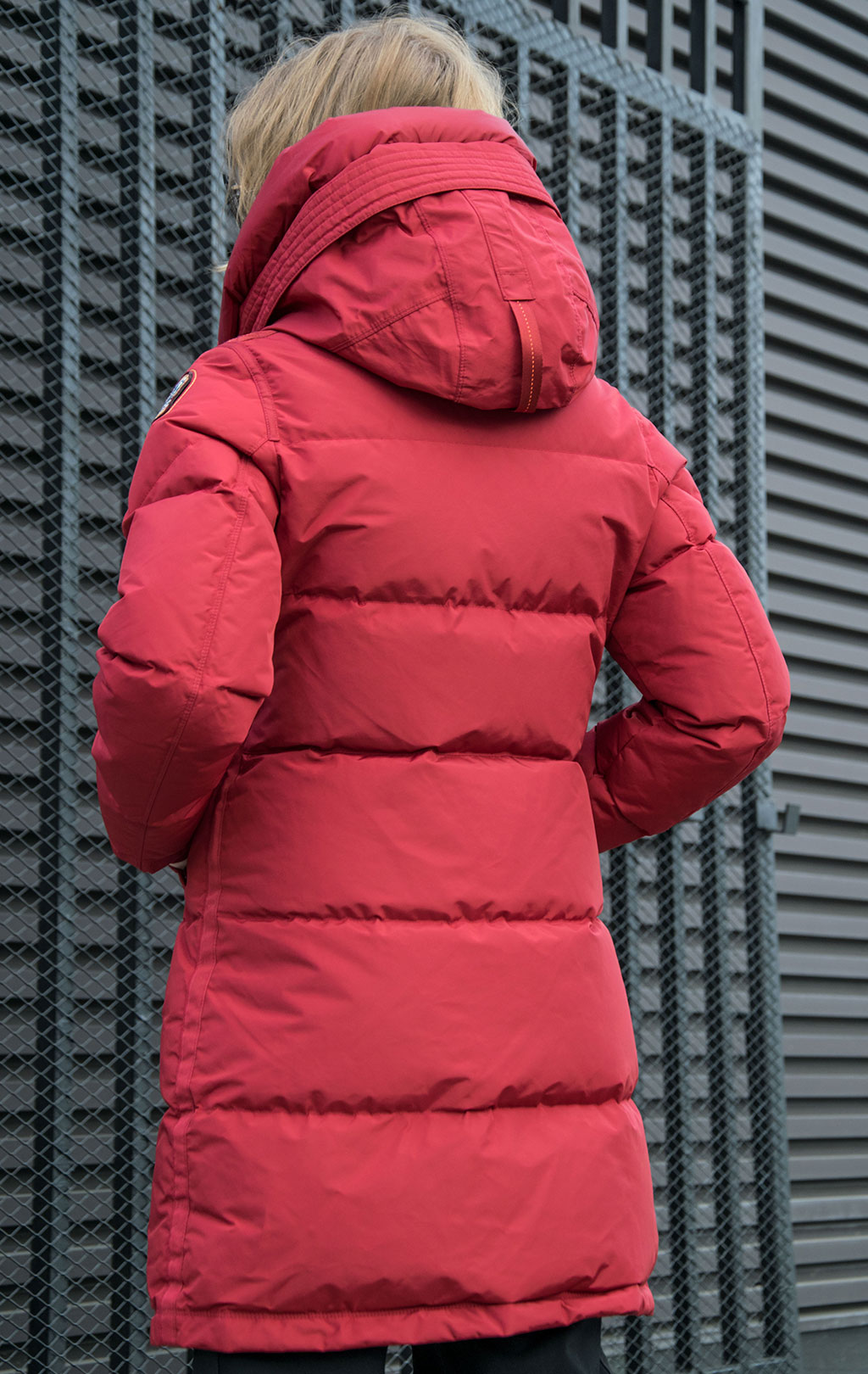 Женская куртка-пуховик PARAJUMPERS LONG BEAR CORE FW 23/24 rio red 