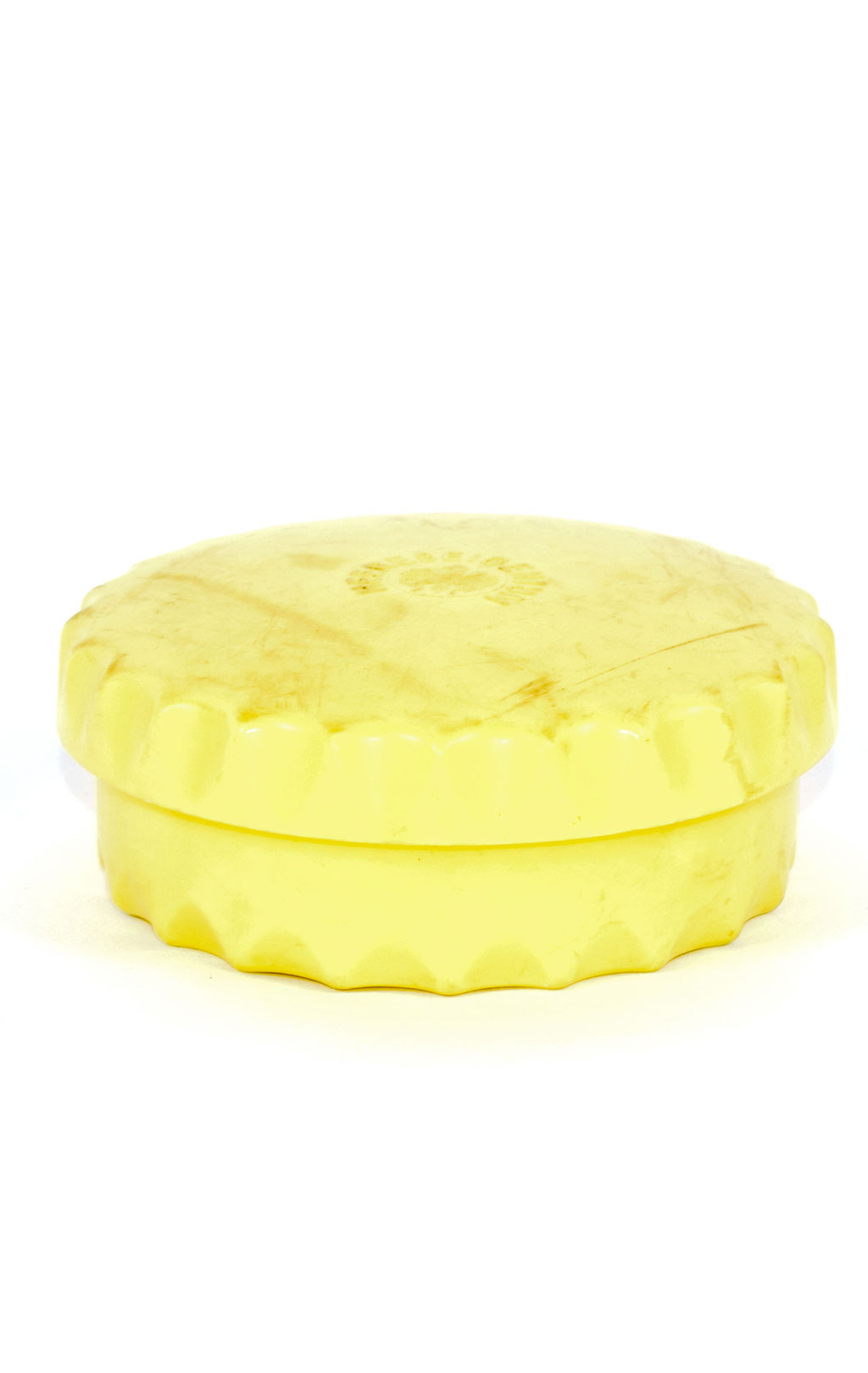 Маслёнка пластик yellow б/у Австрия