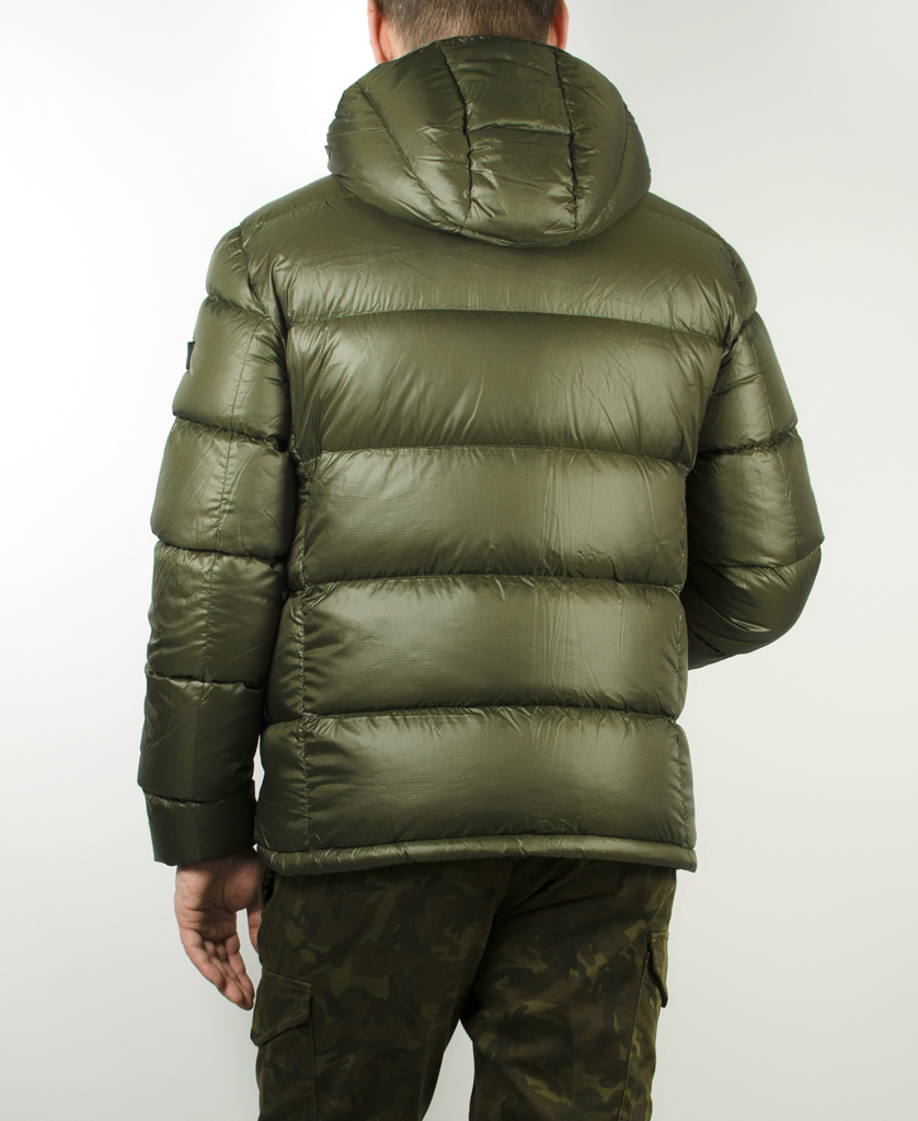 Куртка-пуховик короткая PEUTEREY VELOSO rip-stop с капюшоном verde fogliame 