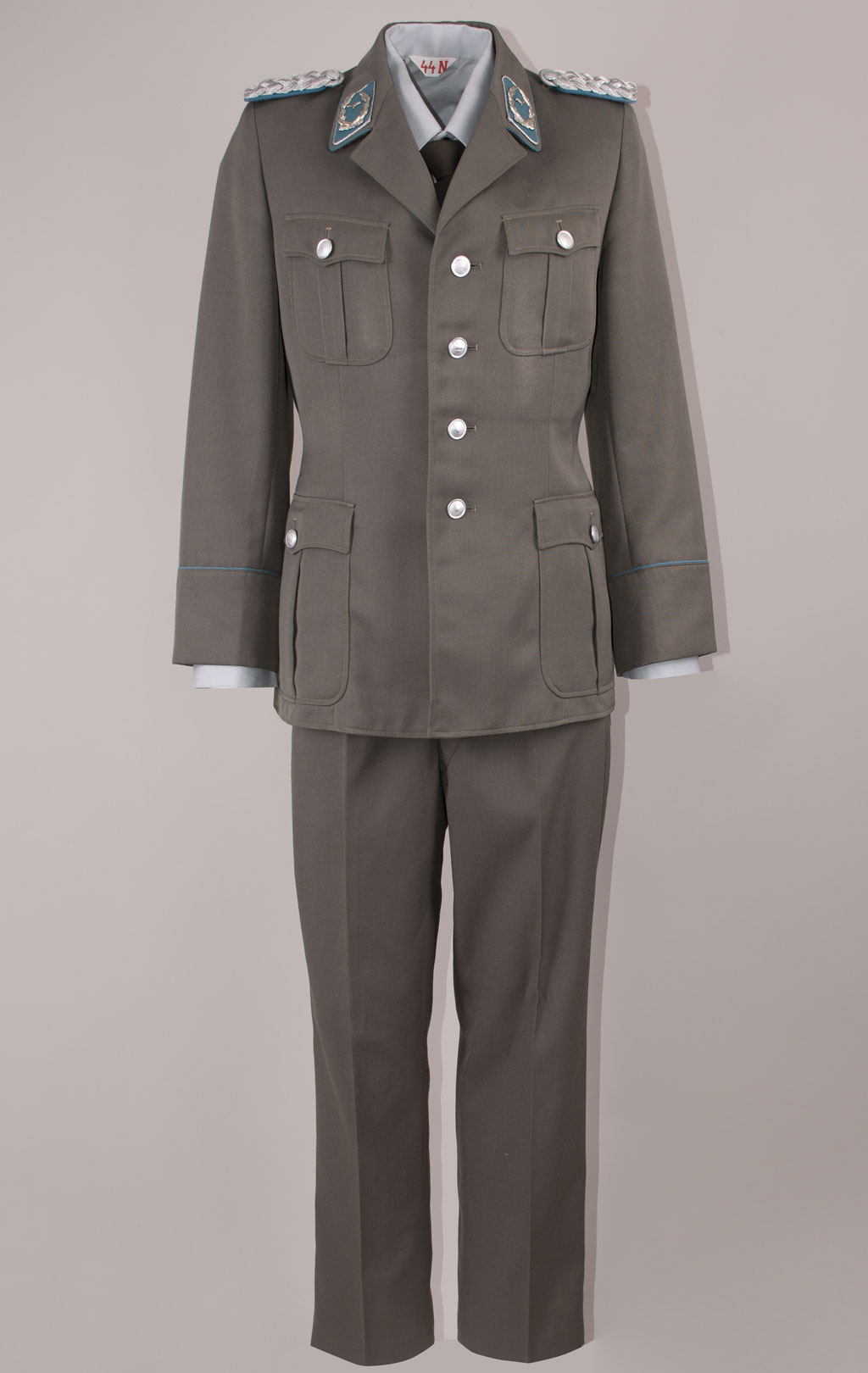 Костюм парадный Luftwaffe grey б/у ГДР