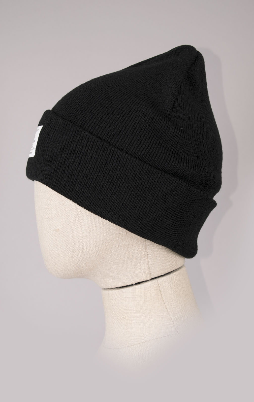 Шапка ALPHA INDUSTRIES ESSENTIAL BEANIE FW 24/25 black 