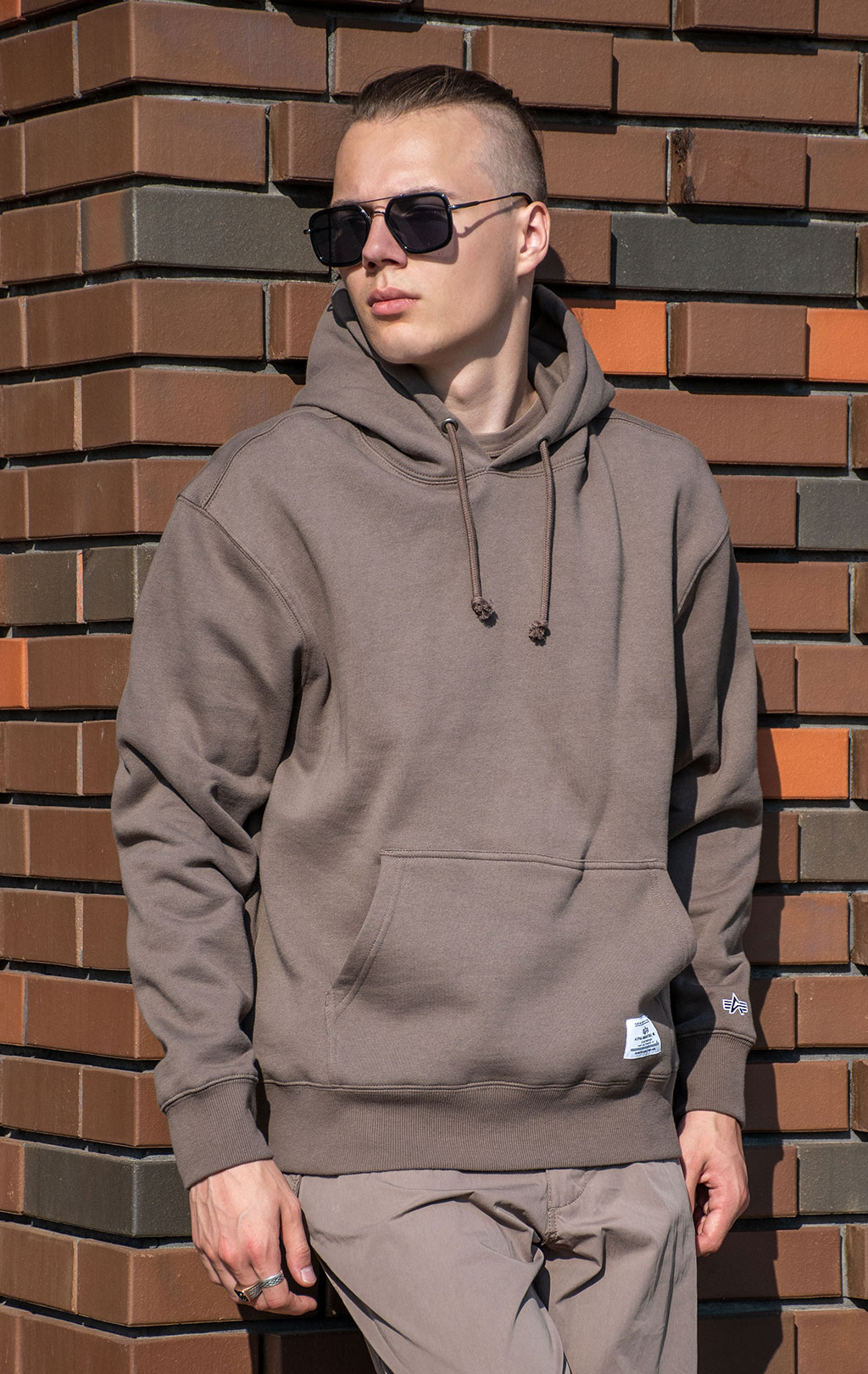 Толстовка ALPHA INDUSTRIES ESSENTIAL HOODIE FW 24/25 coyote brown 