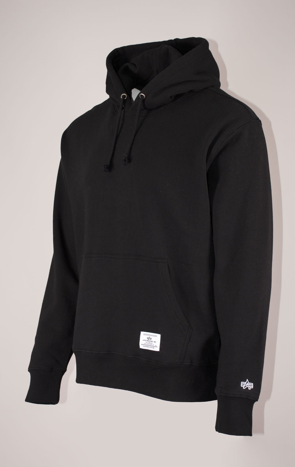 Толстовка ALPHA INDUSTRIES ESSENTIAL HOODIE FW 24/25 black 