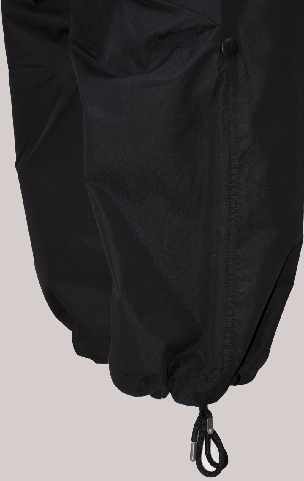 Брюки-карго парашюты ALPHA INDUSTRIES PARACHUTE PANTS FW 24/25 black 