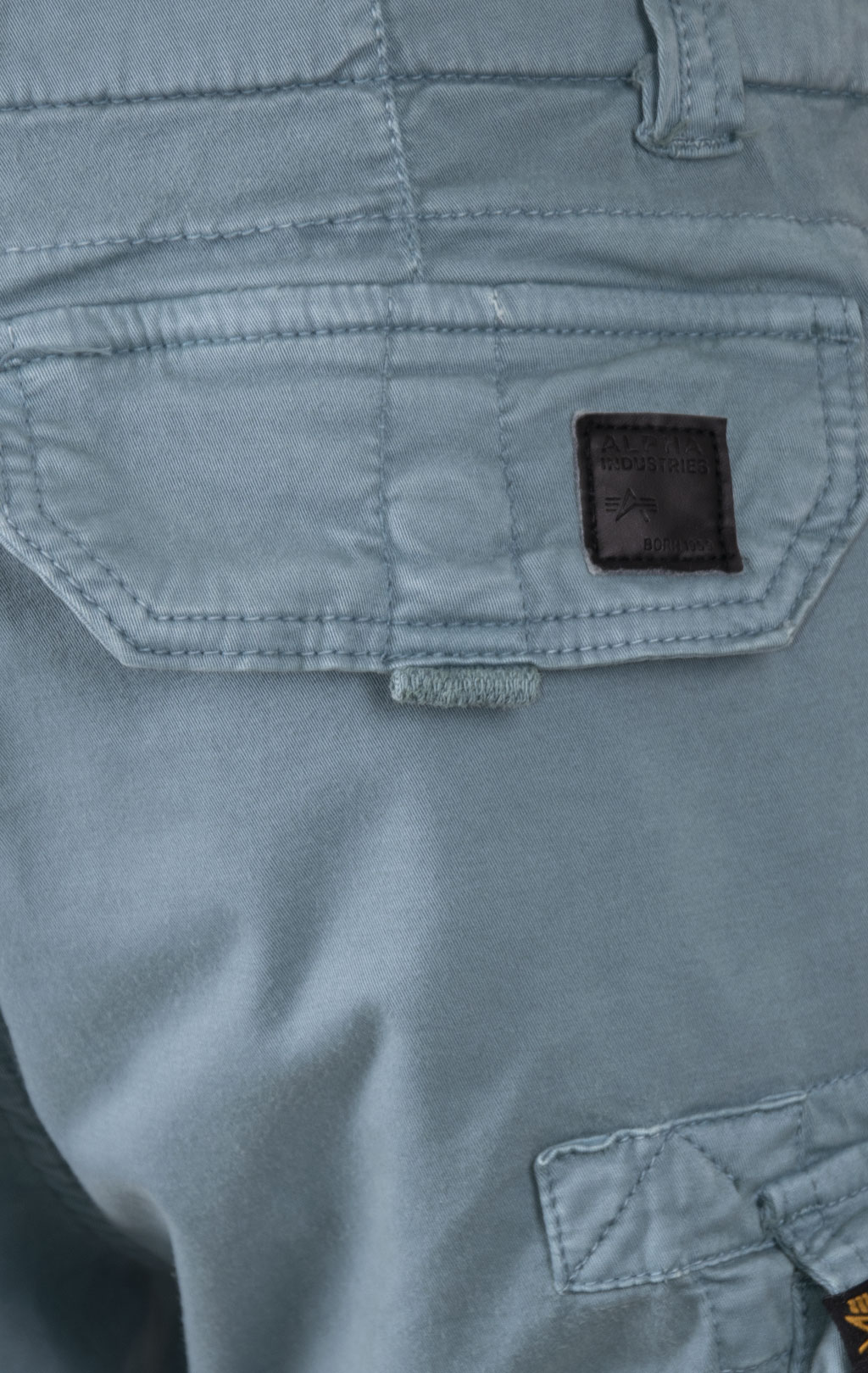 Шорты ALPHA INDUSTRIES CREW SHORT PATCH greyblue 