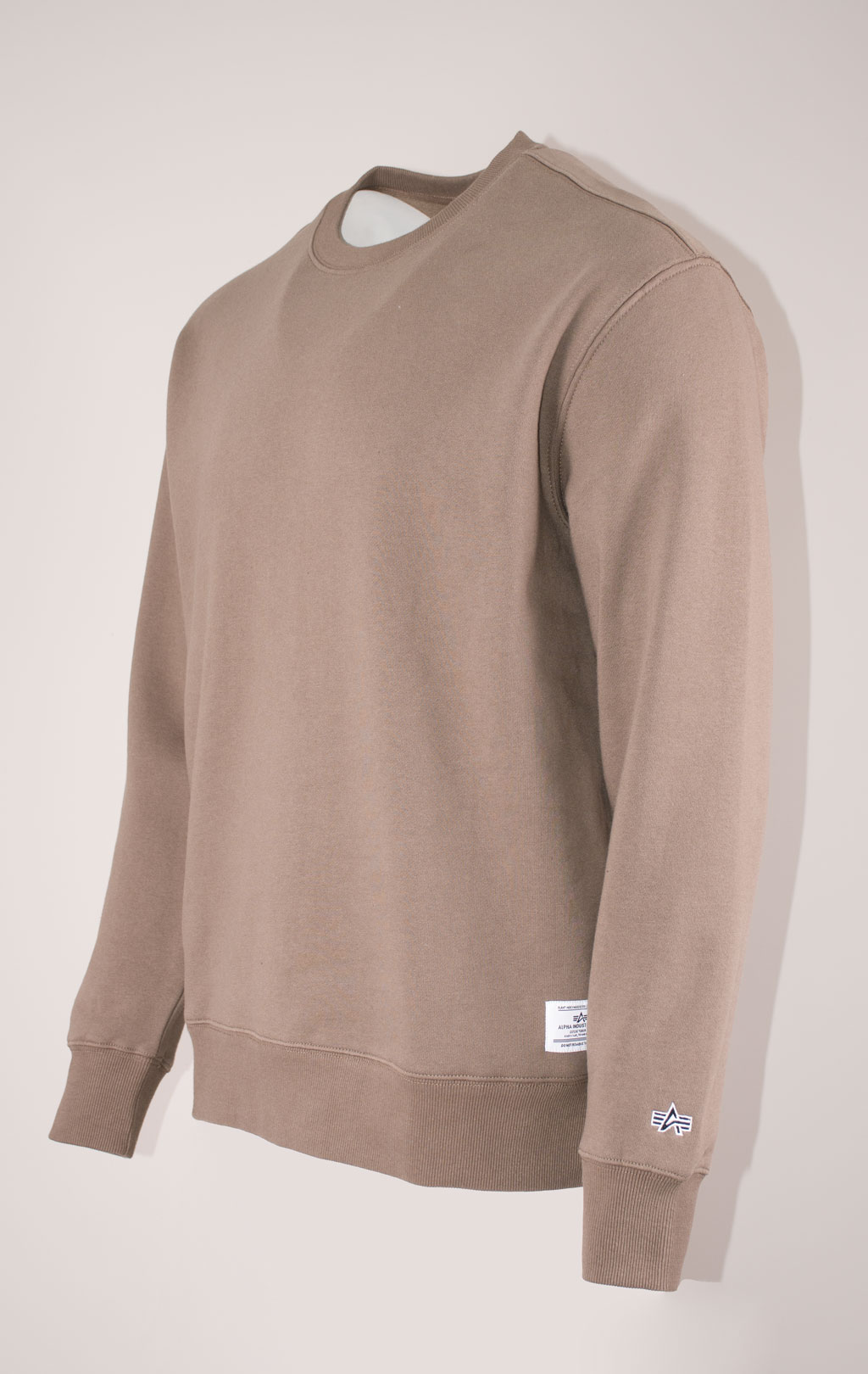 Свитшот ALPHA INDUSTRIES ESSENTIAL CREWNECK FW 24/25 coyote brown 