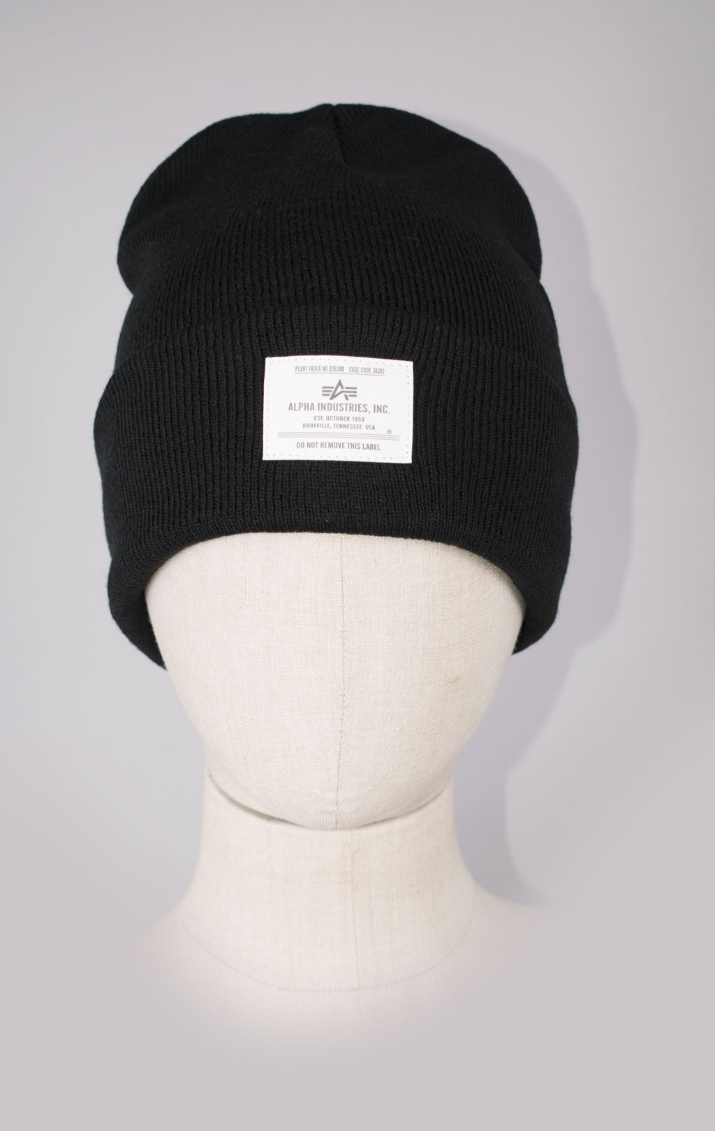 Шапка ALPHA INDUSTRIES ESSENTIAL BEANIE FW 24/25 black 