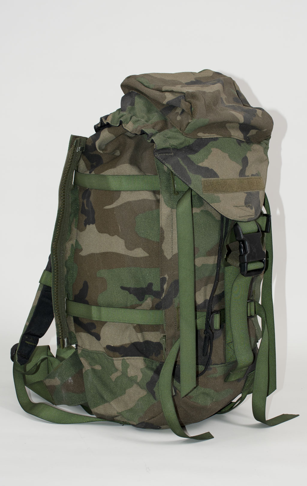 Рюкзак тактический FOREST 40L camo woodland б/у Голландия