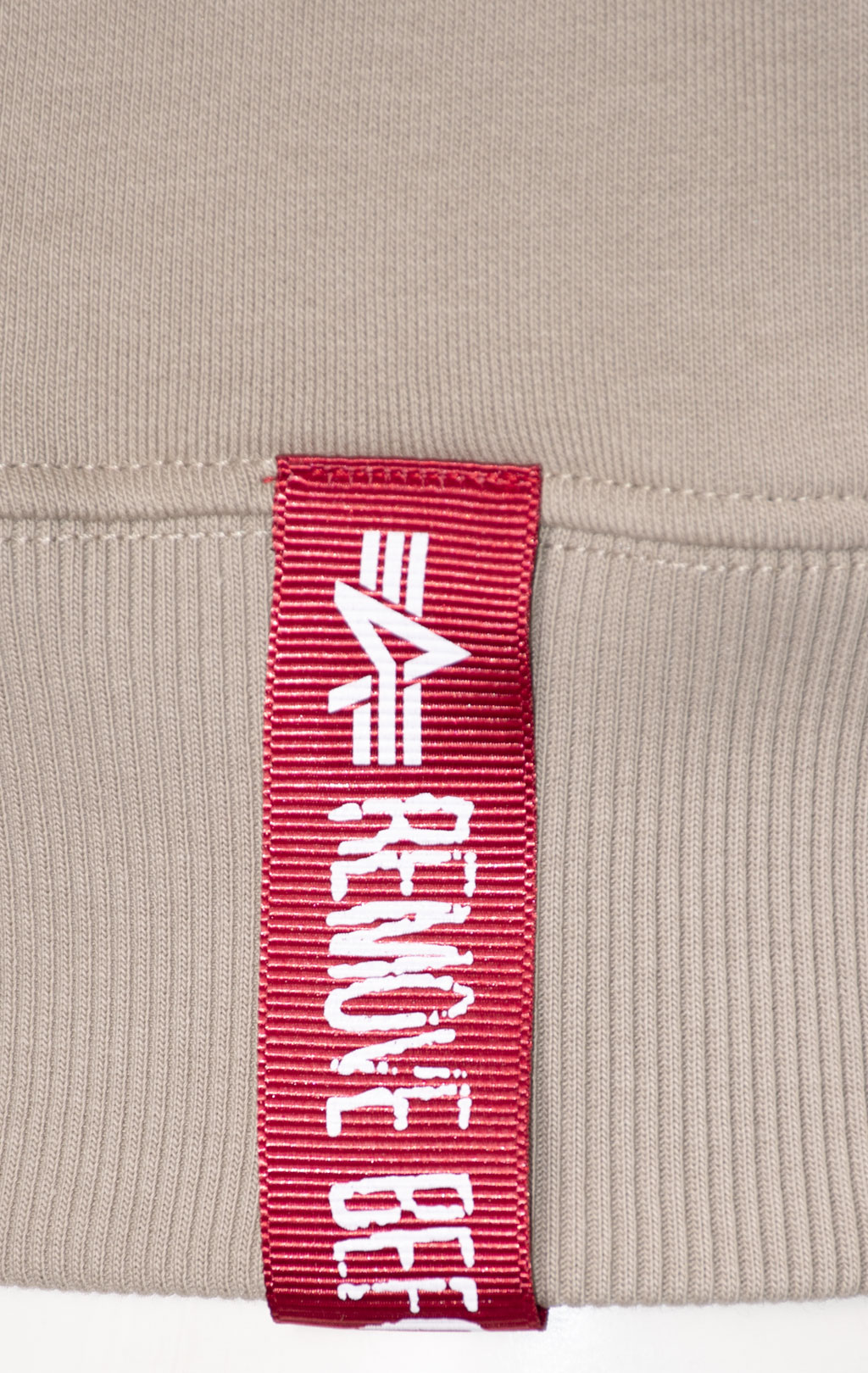 Толстовка ALPHA INDUSTRIES BASIC ZIP HOODY vintage sand 