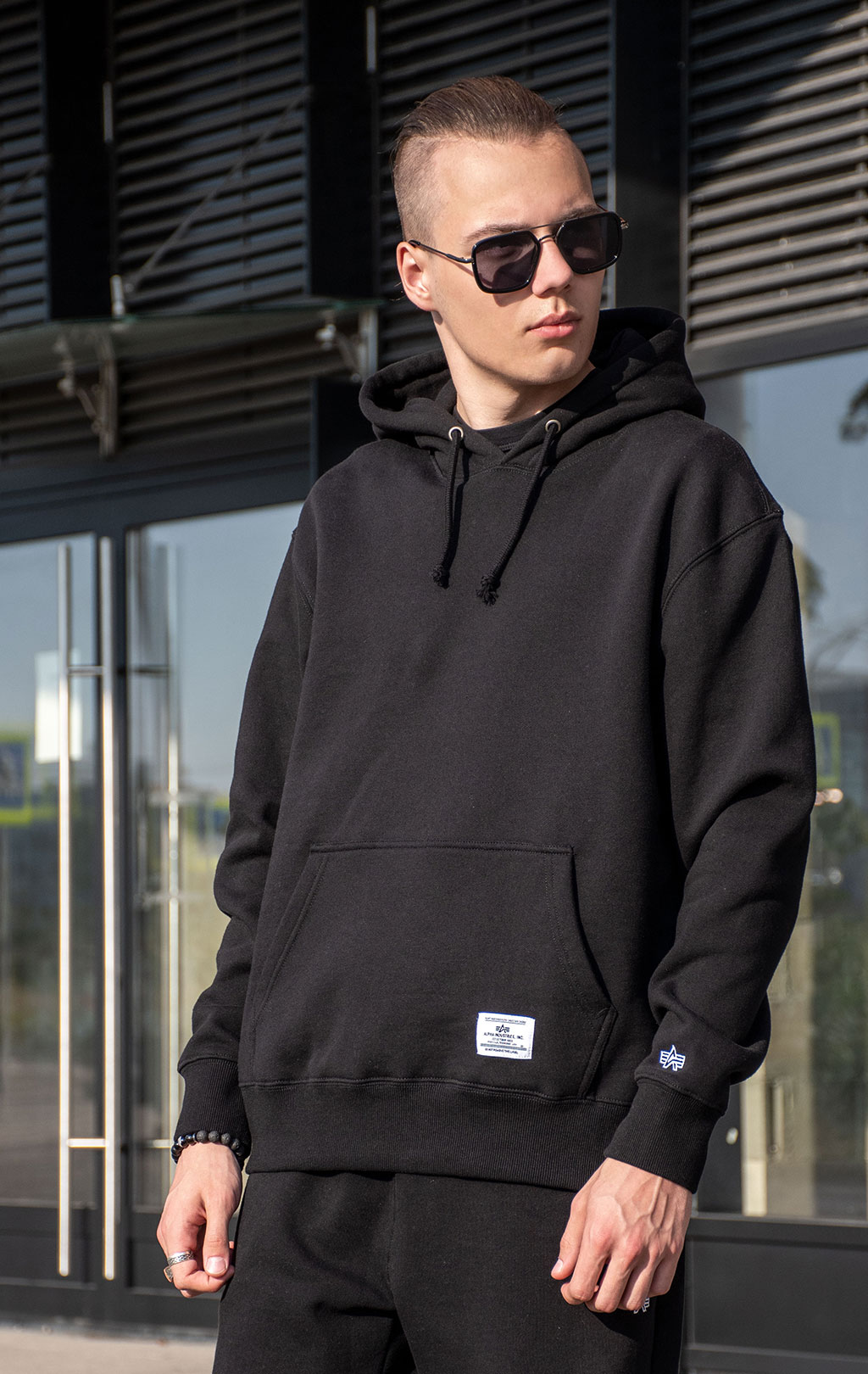 Толстовка ALPHA INDUSTRIES ESSENTIAL HOODIE FW 24/25 black 