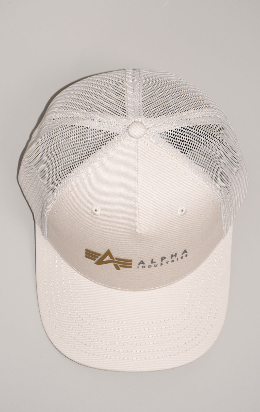 Бейсболка ALPHA INDUSTRIES ALPHA LABEL TRUCKER CAP jet stream white 