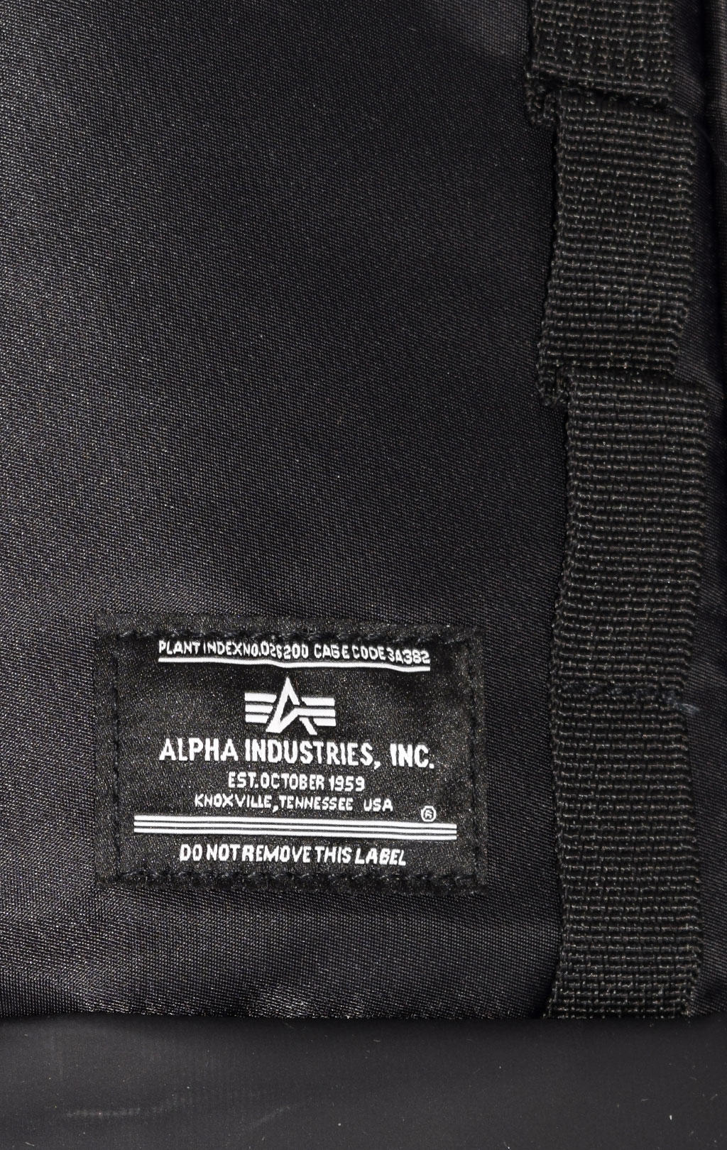 Рюкзак ALPHA INDUSTRIES CREW RT BAG black 