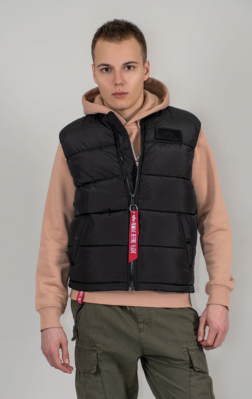 Жилет ALPHA INDUSTRIES PUFFER VEST LW black 