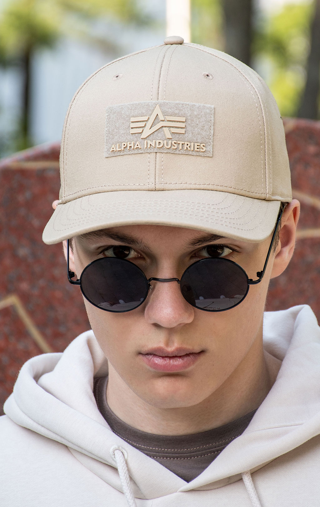 Бейсболка ALPHA INDUSTRIES VELCRO CAP sand 