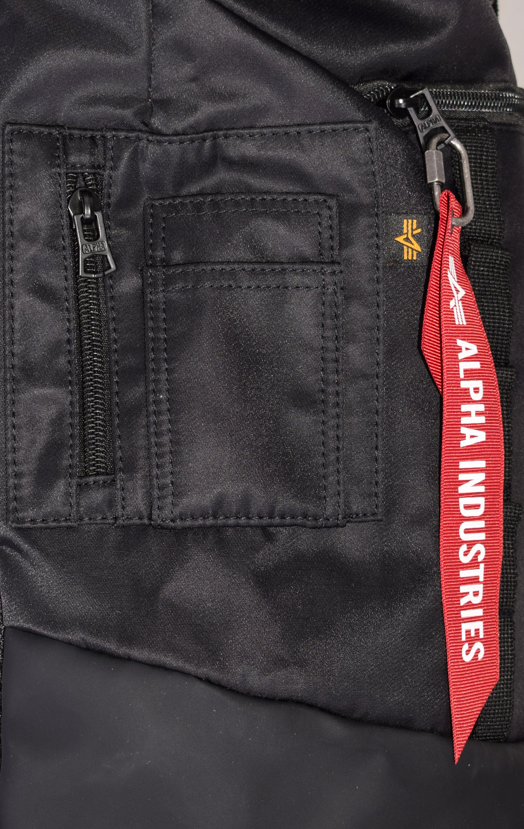 Рюкзак ALPHA INDUSTRIES CREW RT BAG black 