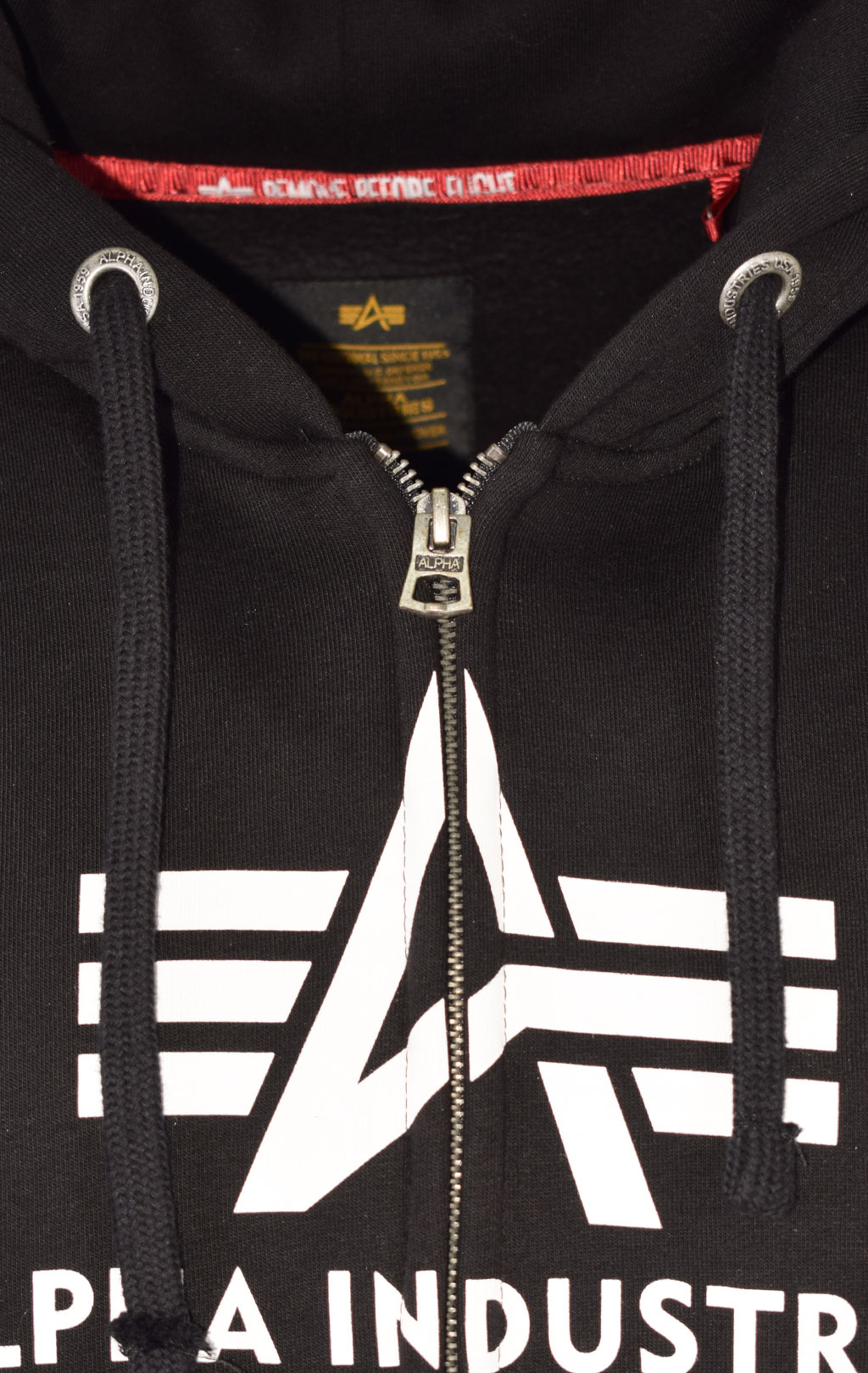 Толстовка ALPHA INDUSTRIES BASIC ZIP HOODY black 