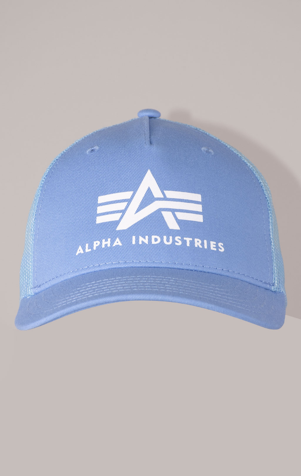 Бейсболка ALPHA INDUSTRIES BASIC TRUCKER CAP light blue 