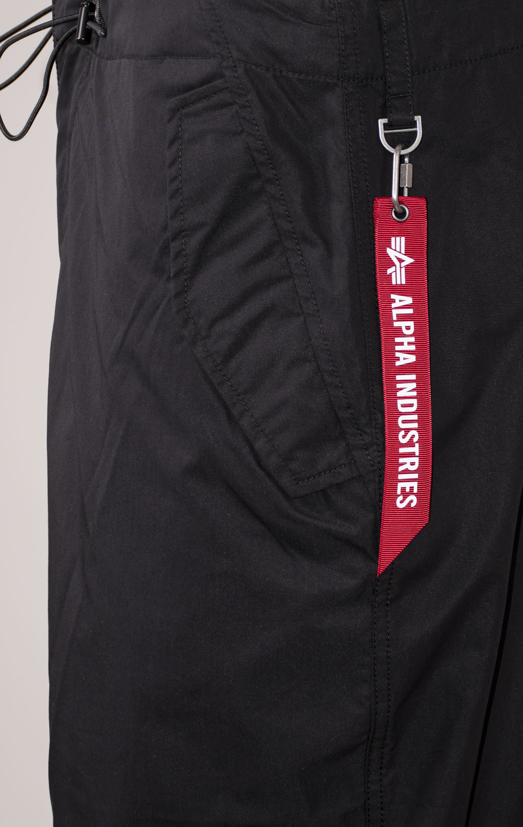 Брюки-карго парашюты ALPHA INDUSTRIES PARACHUTE PANTS FW 24/25 black 