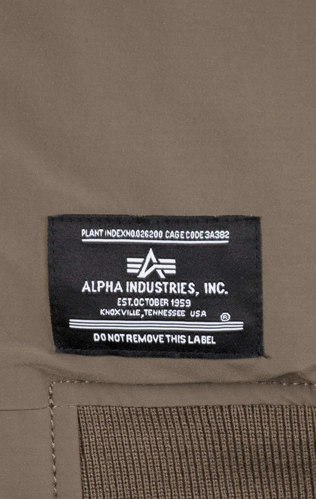 Аляска ALPHA INDUSTRIES ALTITUDE N-2B FW 24/25 coyote brown 