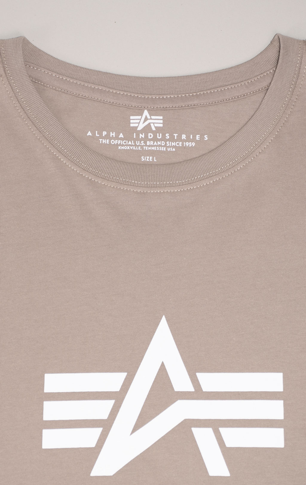 Футболка ALPHA INDUSTRIES BASIC T vintage sand 