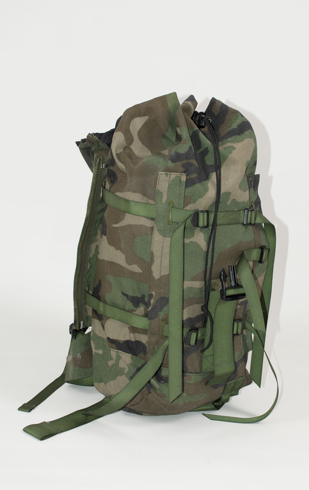 Рюкзак тактический FOREST 40L camo woodland б/у Голландия