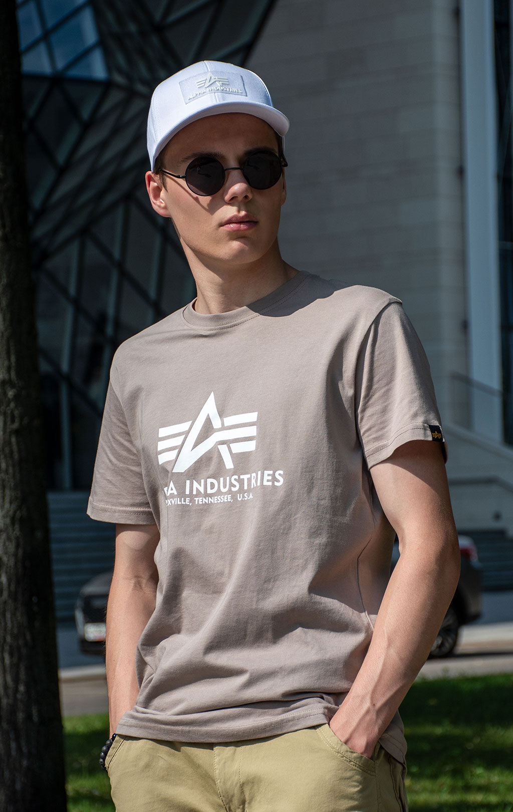 Футболка ALPHA INDUSTRIES BASIC T vintage sand 