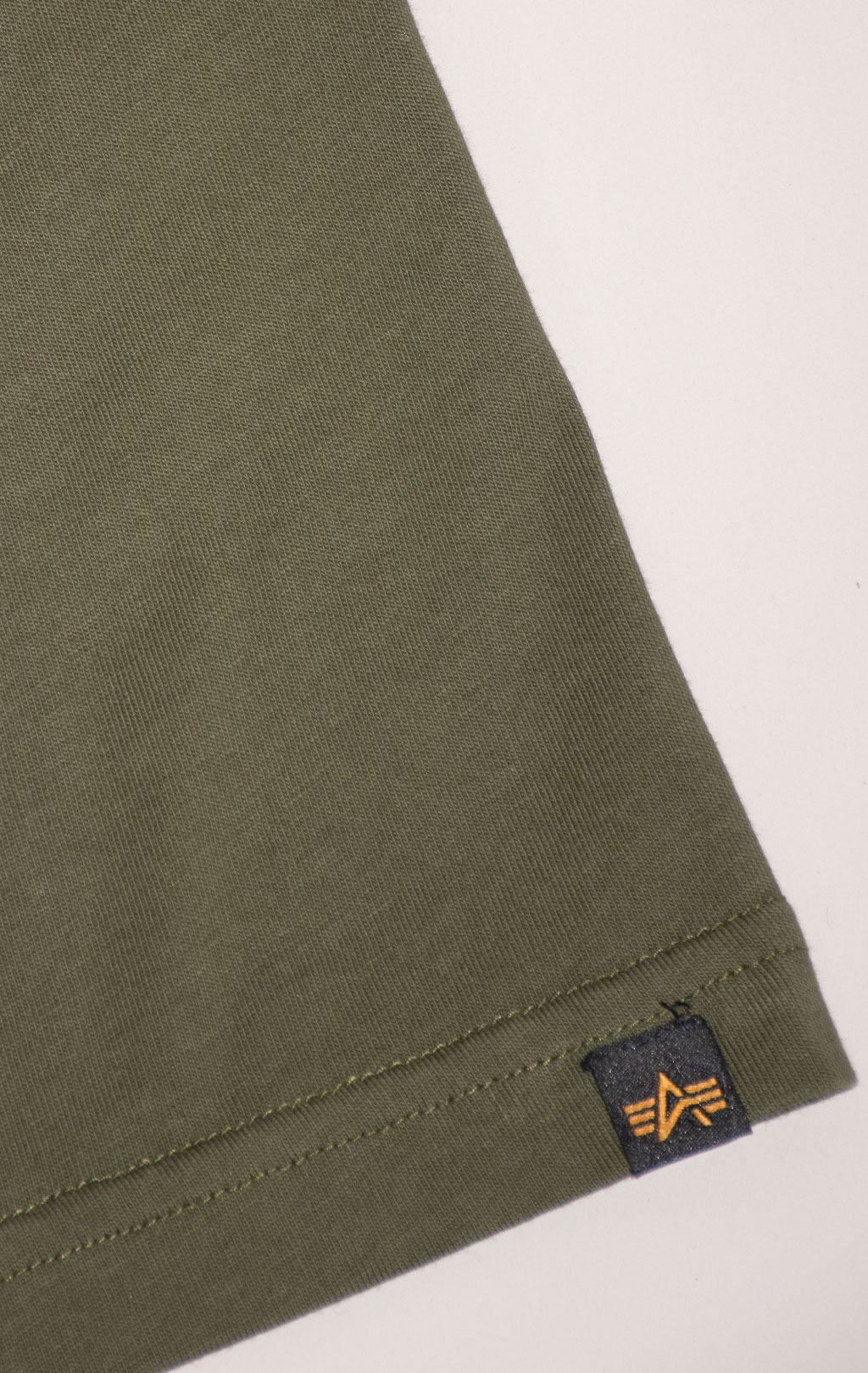 Футболка ALPHA INDUSTRIES BORN OF PURPOSE TEE плотная FW 24/25 olive 