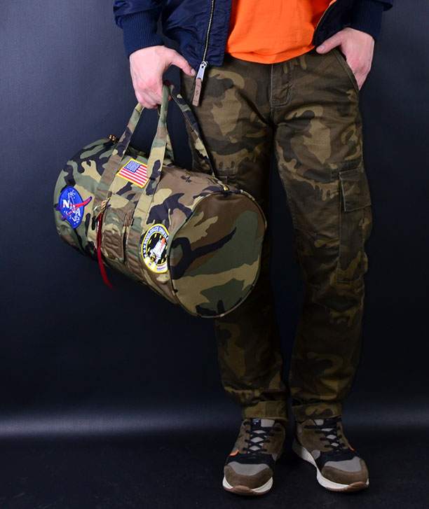 сумка милитари камуфляжная Альфа Индастриз, брюки камуфляжные Альфа Индастриз