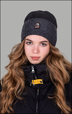 Шапка вязаная PARAJUMPERS GARDENIA HAT FW 24/25 black-phantom