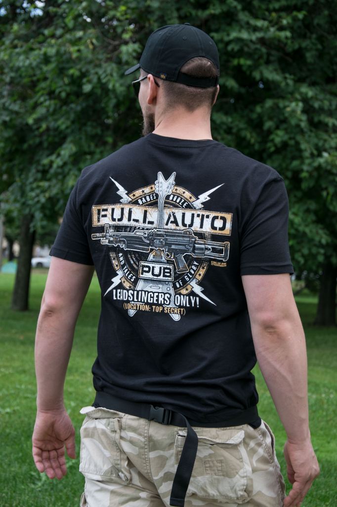 Принт на спине футболки 7.62 FULL AUTO PUB
